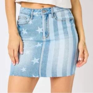 Judy Blue Light Blue Star and Stripe Skirt JB2814